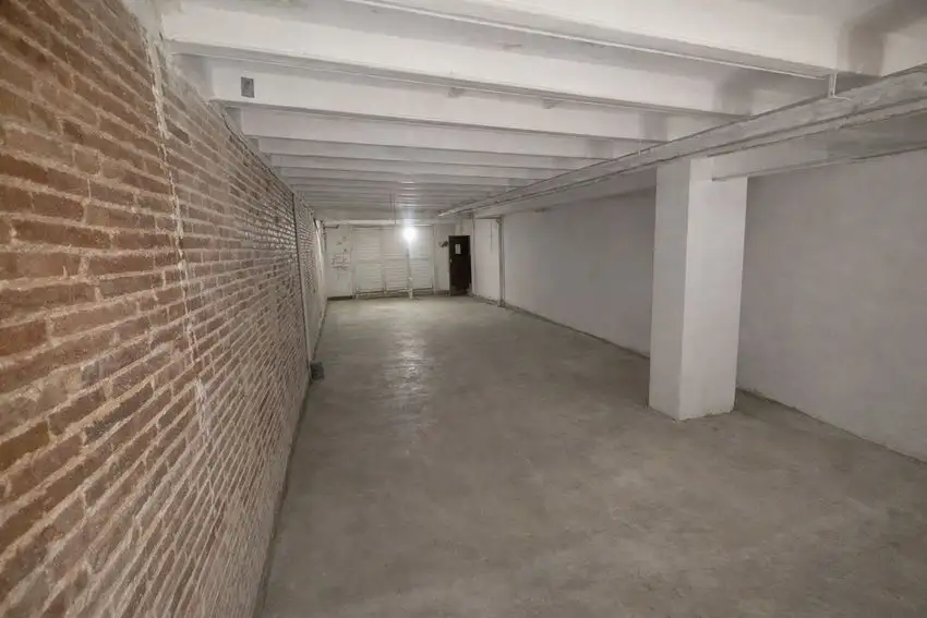 Local comercial en Venta en La Sagrada Família, Barcelona
