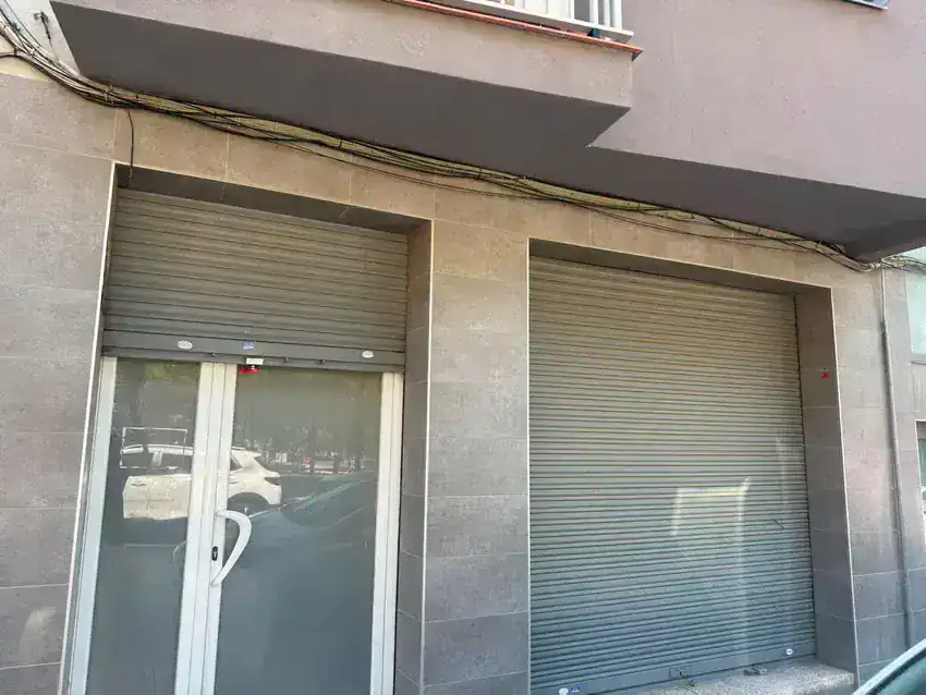 Local comercial en Venta en Cornellà de Llobregat