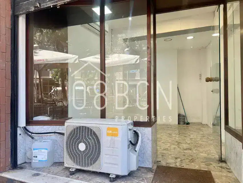 Local comercial en Venta en Cornellà de Llobregat