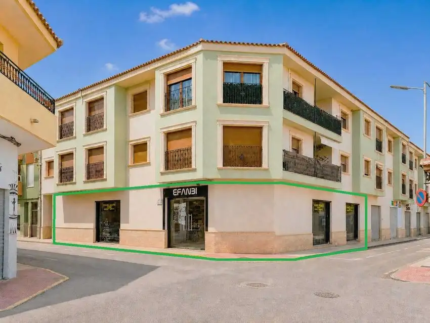 Local comercial en Venta en Pinoso