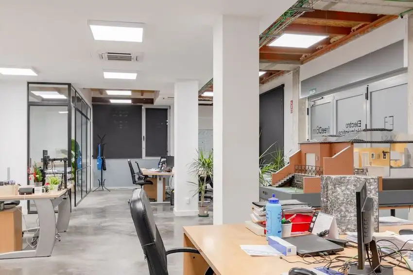 Oficina en Venta en Tres Olivos - Valverde, Madrid