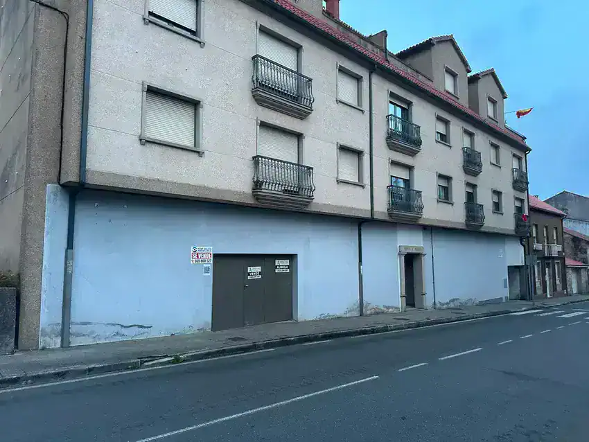 Local comercial en Venta en Rianxo
