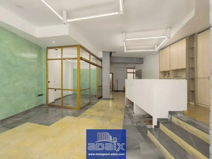 Nave en Venta en Suárez, Málaga