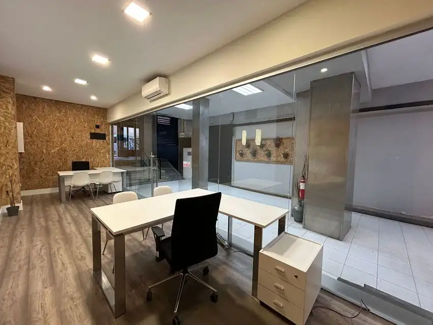 Local comercial en Venta en Imperial, Madrid