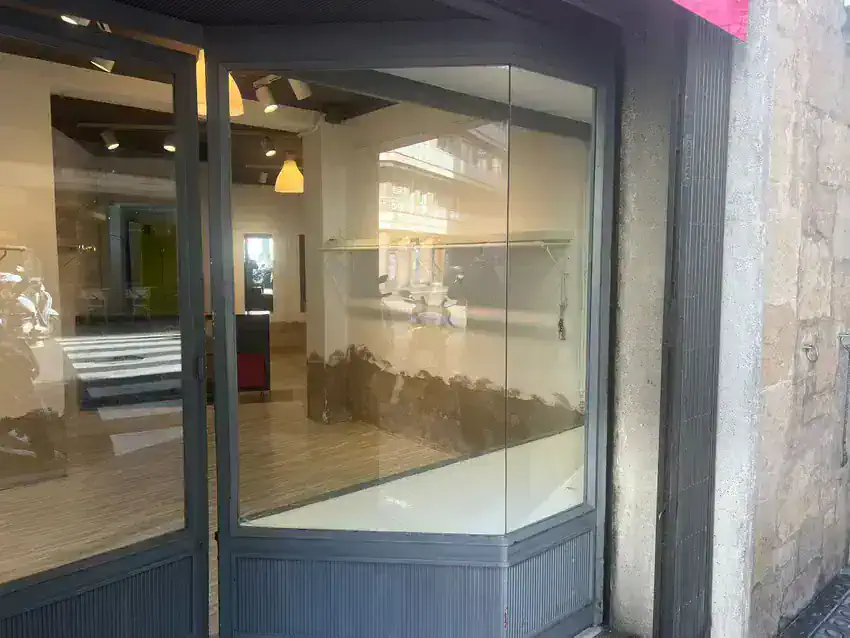 Local comercial en Alquiler en Sant Gervasi - Galvany, Barcelona