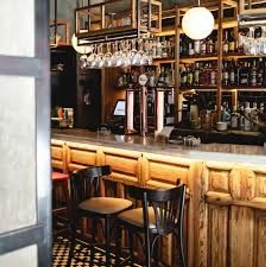 Bar en Venta en Rosas, Madrid