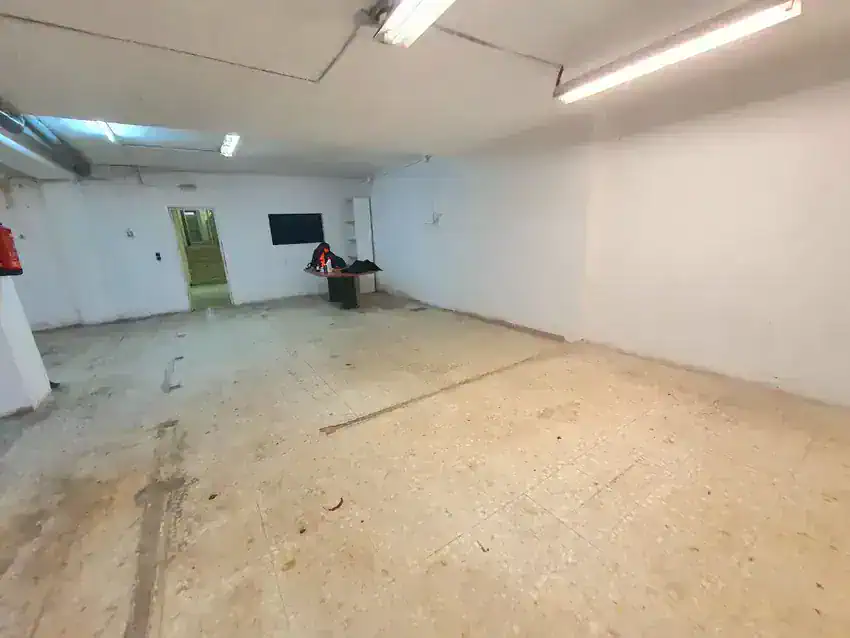 Local comercial en Venta en La Torrasa, Hospitalet de Llobregat