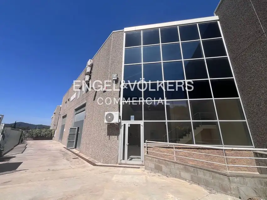 Almacén en Alquiler en Montcada i Reixac