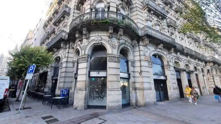 Local comercial en Alquiler en Vigo