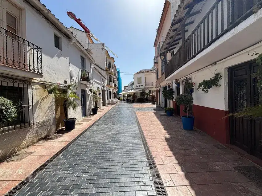 Oficina en Venta en Estepona