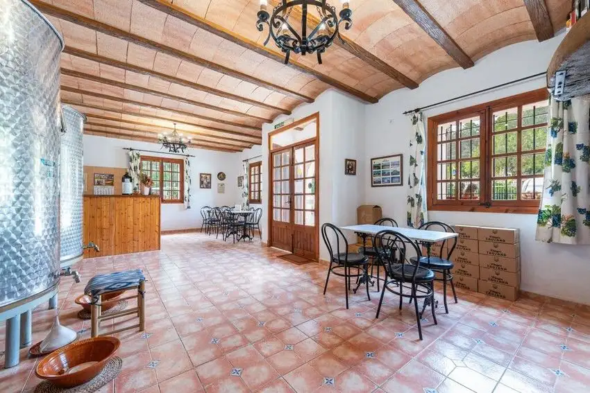 Almacén en Venta en Santa Eugènia