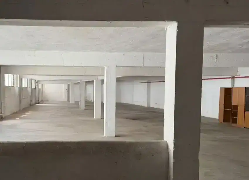 Centro de trasteros en Venta en Opañel, Madrid