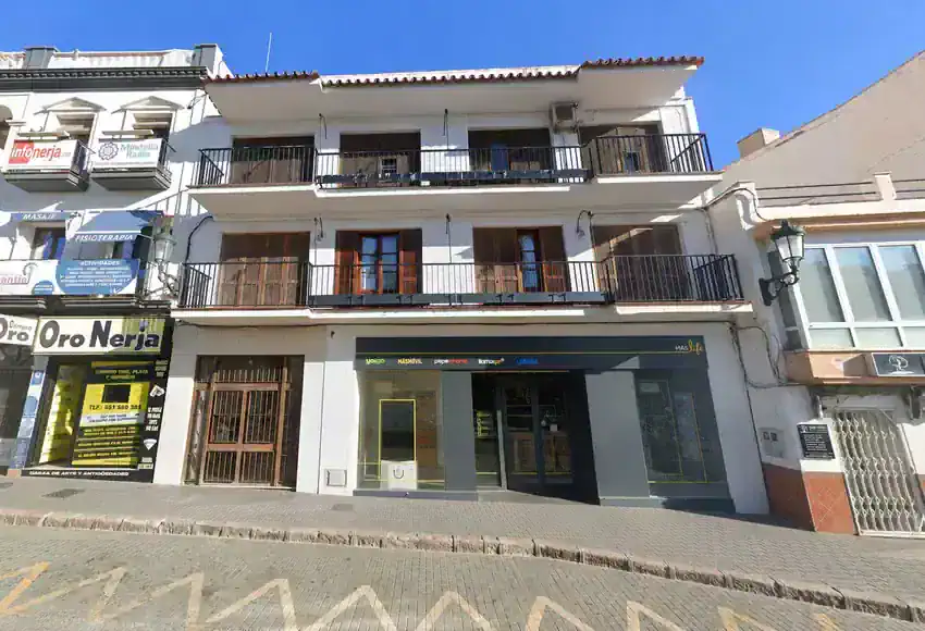 Local de Moda en Venta en Nerja